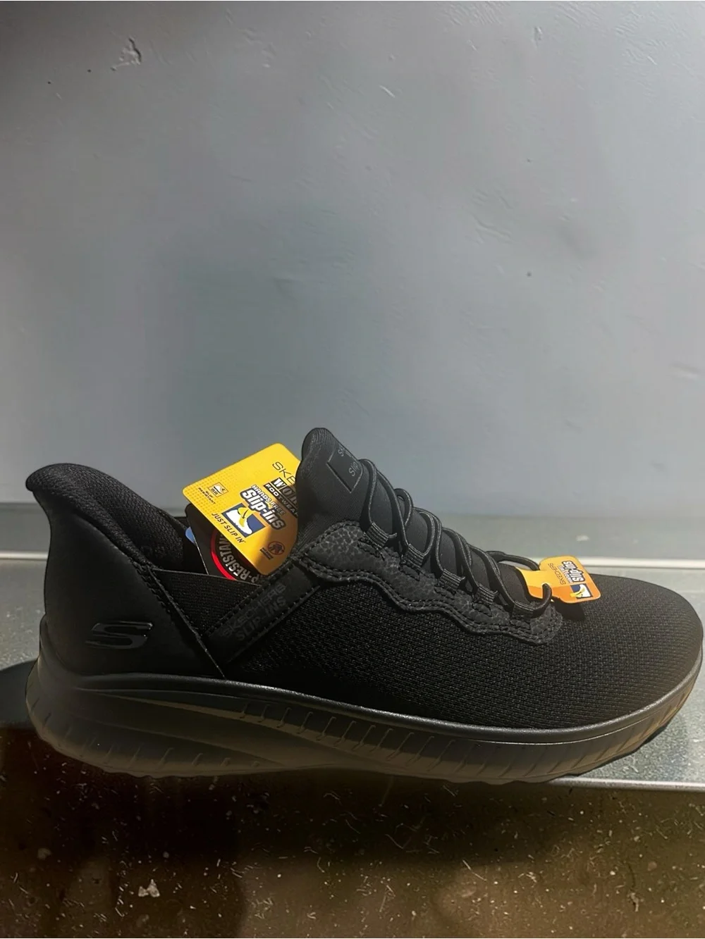 Skechers lightweight knit